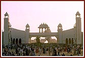 71 ft high and 200 ft wide Akshar Dwar - the gateway to Swaminarayan Nagar  