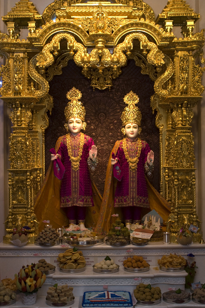 http://www.swaminarayan.org/globalnetwork/america/images/torontoapmf.jpg