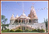 Shree BAPS Swaminarayan Mandir, Amalner