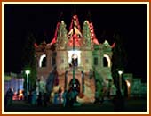 Devotees gather at the mandir in the early hours of the morning