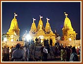 Darshan of Mandir by night from the sea shore