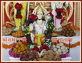 Hanumanji - at the feet of Shri Sita-Ram