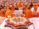 Swamishri  performing the Yagna for World Peace