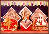 Swamishri singing the glory of Bhagatji Maharaj during the Birthday Celebration assembly 