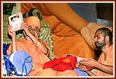 Swamishri inaugurates a publication - a compilation of letters by Shastriji Maharaj, 
        ... 