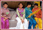 BAPS children outside the UN Headquarters