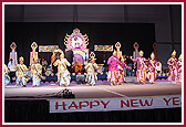 Youths dance and rejoice on Swamishri's symbolic 80th Birthday celebration 