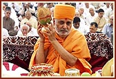 Swamishri during the Shilanyas Maha-puja ceremony