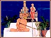 Pujya Mahant Swami during the shibir