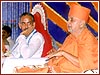 Pramukh Swami Maharaj blesses the inauguration assembly in Chakulia