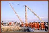 The giant crane on site