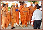 Swamishri and sadhus on site