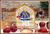 The rituals for the stone-laying ceremony commence before Harikrishna Maharaj on the plinth of Akshardham