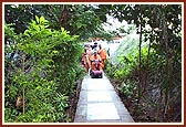 Swamishri after darshan of Yogi Smruti Mandir