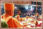 Swamishri engaged in Chopada pujan ritual 