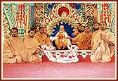 Sadhus of Sankari mandir garland Swamishri