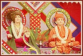 Shri Akshar Purushottam Maharaj and Shri Harikrishna Maharaj on the festival stage