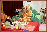Swamishri performs the various rituals of Chopada pujan