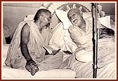 HDH Yogiji Maharaj and HDH PramukhSwami Maharaj