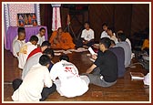 Kishores preparing before Swamishri's arrival