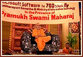 Pramukh Swami Maharaj blesses the assembly