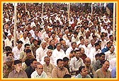 Devotees in the assembly