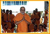 Swamishri doing darshan and circumambulating the shrine at Yogi Smruti Mandir 