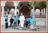 'Bethak' where Bhagwan Swaminarayan delivered many Vachanamruts 