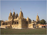 Mandir Murti-Pratishtha Mahotsav, Bodeli, India 