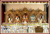 Darshan of deities after the pratishtha rituals