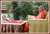 Swamishri's morning puja