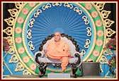 Swamishri on stage during the Welcome Assembly at the BAPS Shri Swaminarayan Mandir, Nairobi