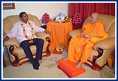 President of Tanzania, Jakaya M Kikwete, welcomes Swamishri