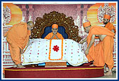 Swamishri was honored with a shawl