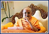 Divine moods of Swamishri 