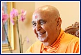 Divine moods of Swamishri
