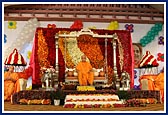 Swamishri during the assembly