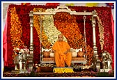 Swamishri during the assembly