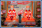 Brahmaswarup Shastriji Maharaj and Pragat Brahmaswarup Pramukh Swami Maharaj