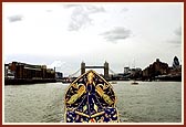 Harikrishna Maharaj – Tower Bridge in the background