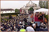 The National Sponsored Walk's opening ceremony in front of the ceremonial gate of the Mandir