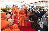 Swamishri blesses participants from the Army