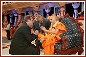 Swamishri meets Rt. Hon. Tony McNulty Minister for Transport