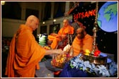 Viveksagar Swami performs Thakorji's poojan at the start of the Tula