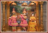 Harikrishna Maharaj and Radha Krishna Dev