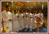 Kishore coordinators performing pushpanjali as part of the opening ceremony