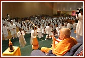Kishores being coloured by Swamishri