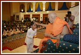 Swamishri blessing a balak