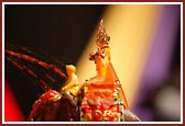 Swamishri colouring Harikrishna Maharaj