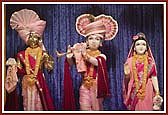 Harikrishna Maharaj and Radha Krishna Dev